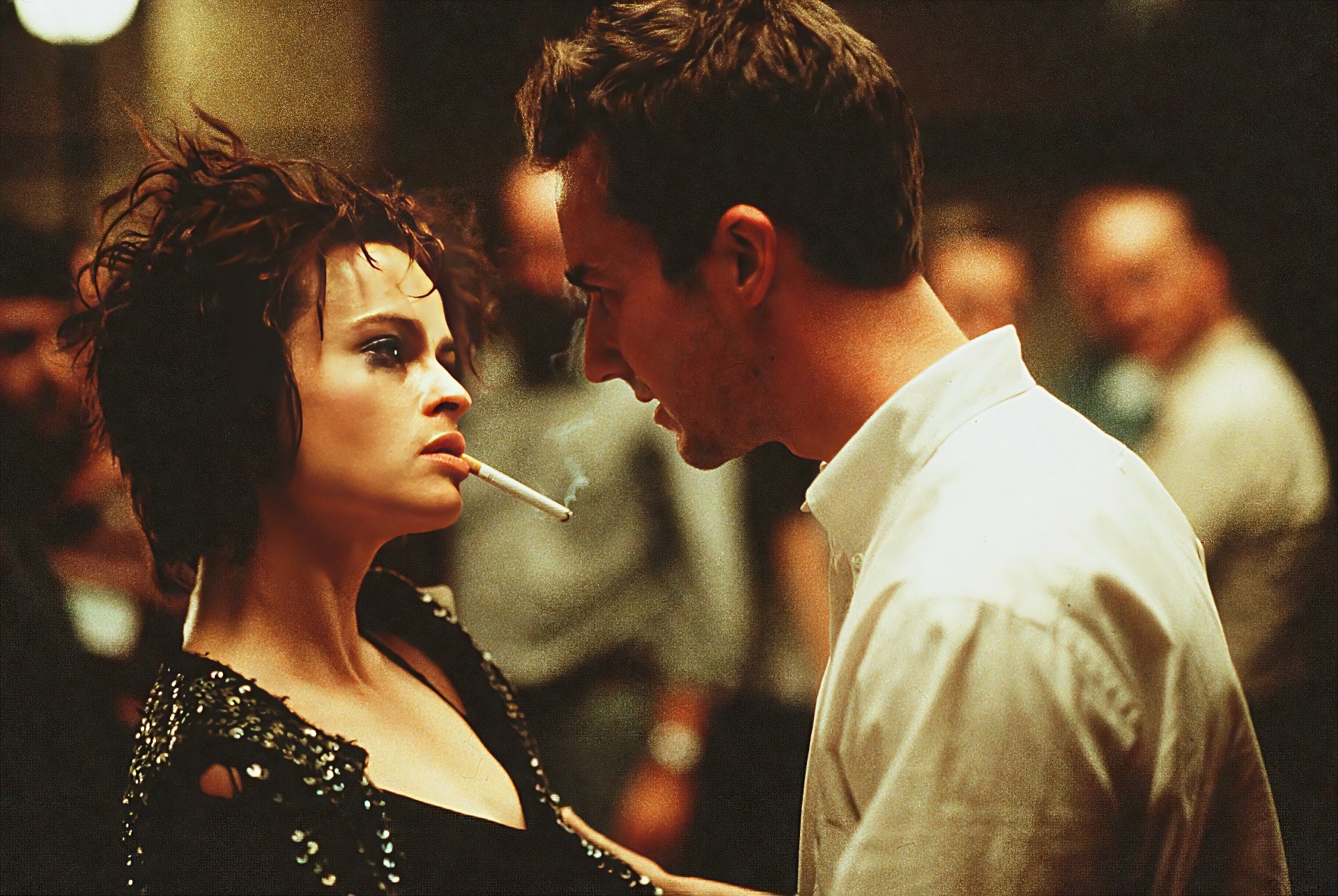 Хелен Бонэм-Картер в роли Марлы. Кадр из фильма «Бойцовский клуб» (1999).