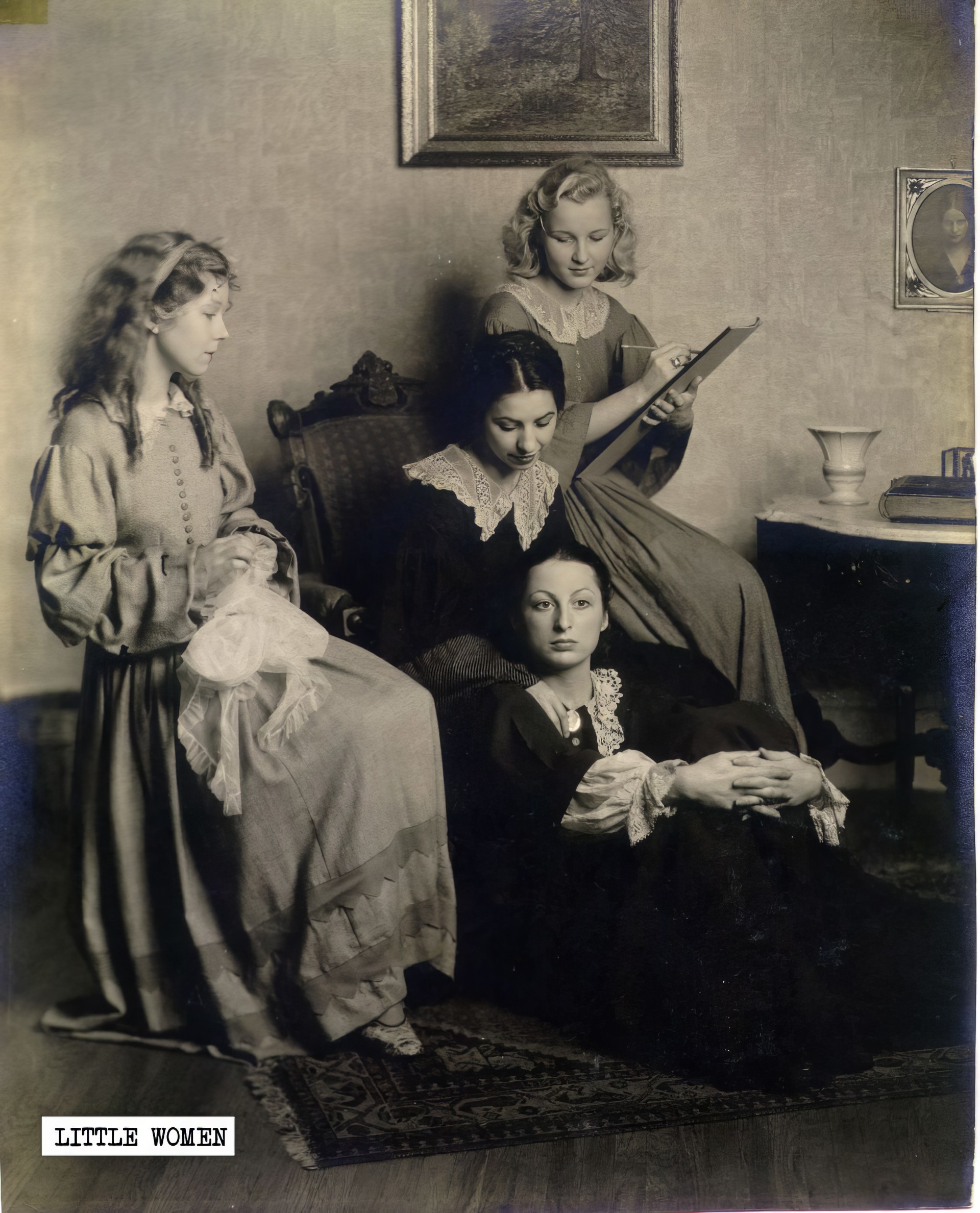 Луиза Олкотт с сёстрами.