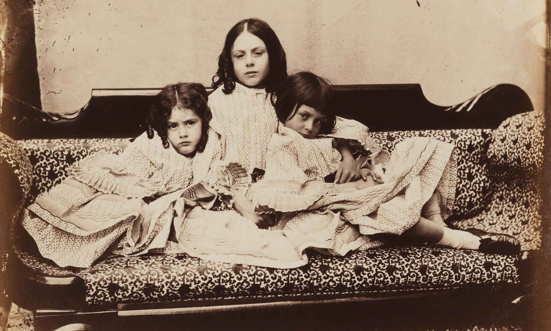 Эдит, Лорина и Алиса Лидделл (лето 1858 г.).