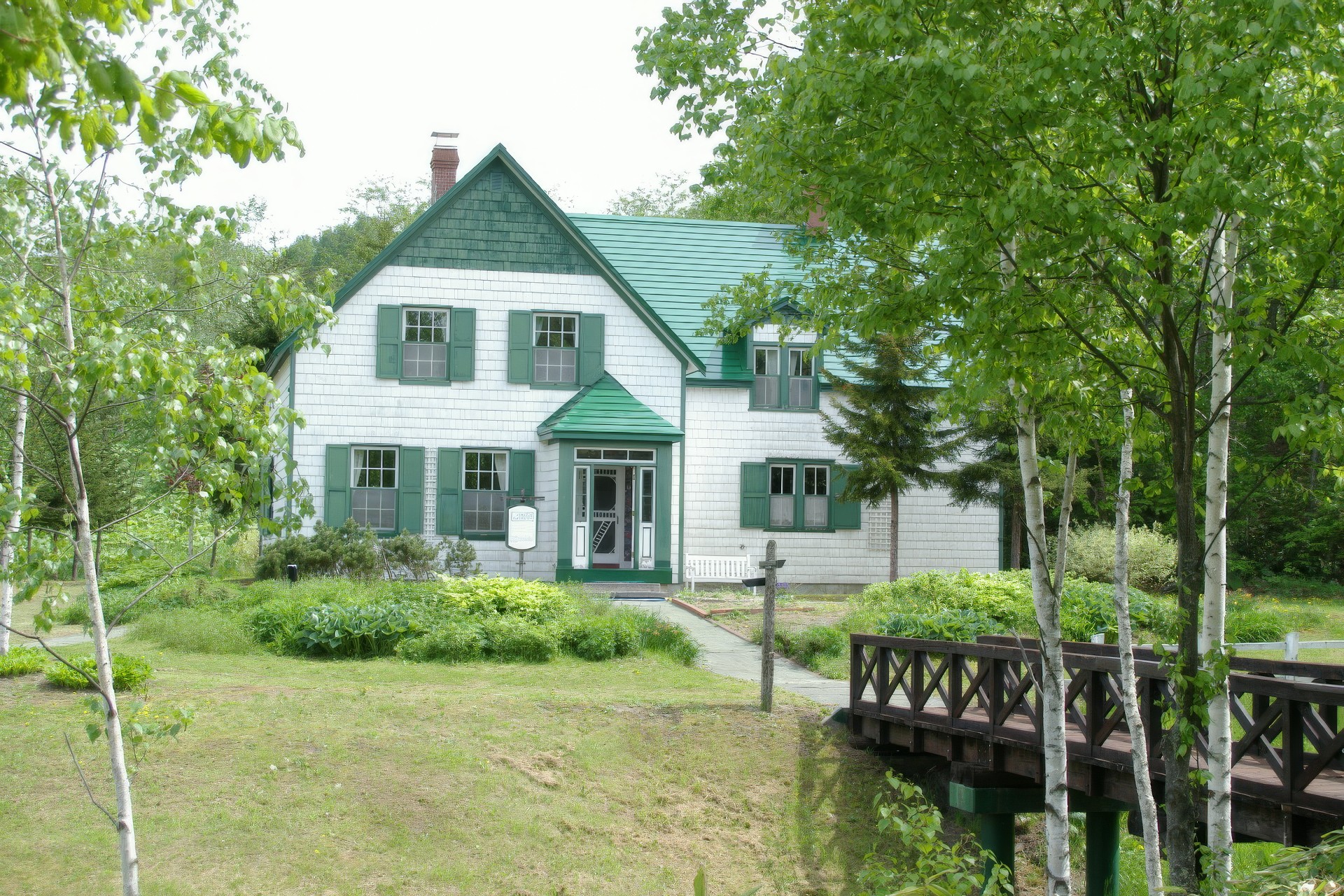 Зеленые крыши в "Канадском парке" (Ашибецу, Хоккайдо, Япония).